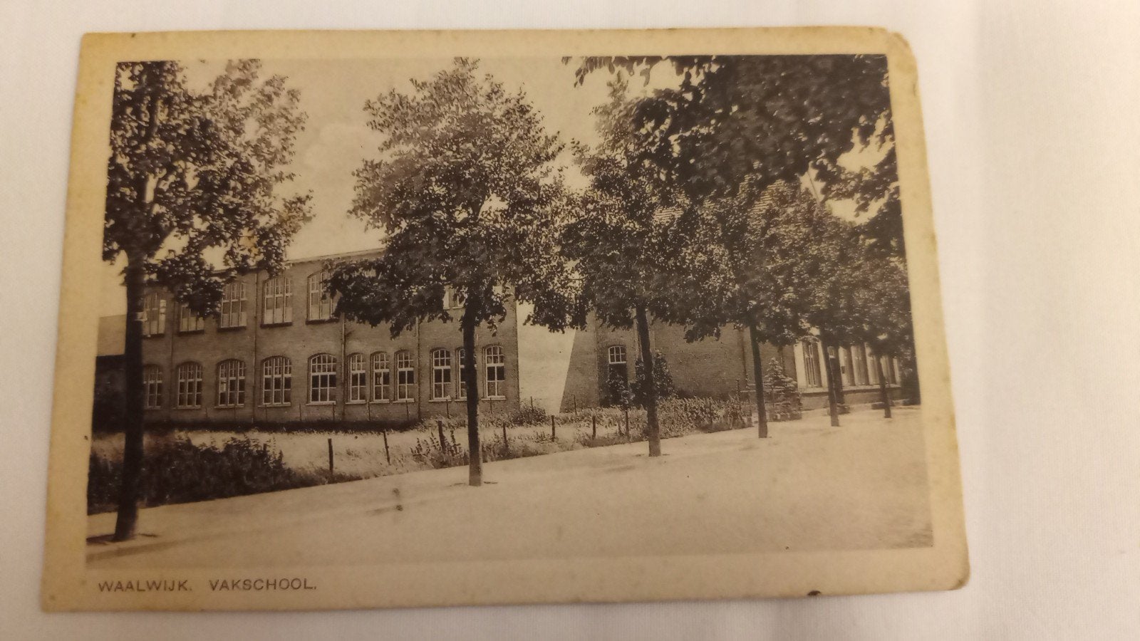 Waalwijk, vakschool, gelopen 1930, Ophalen of Verzenden, 1920 tot 1940, Noord-Brabant