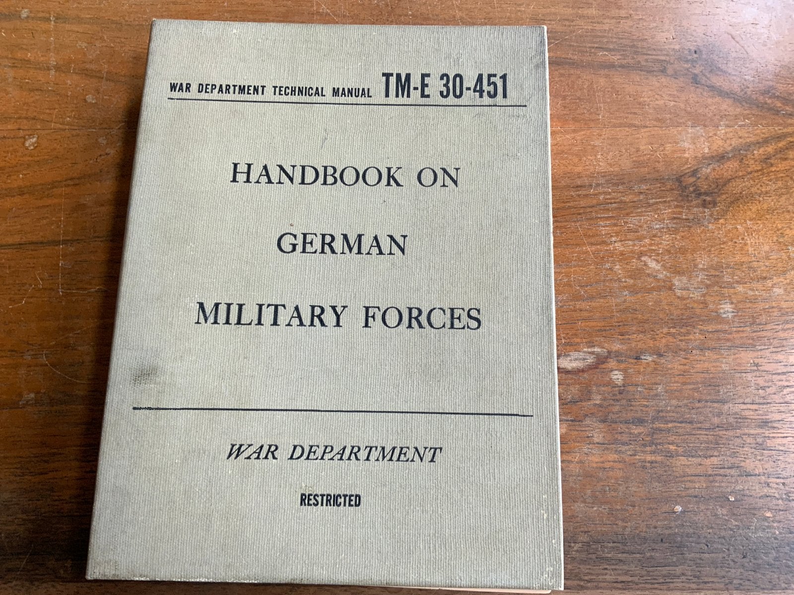 WW2 Handbook on German Military Forces- TM-E 30-451 (1945), Ophalen of Verzenden, Tweede Wereldoorlog, Gelezen, Algemeen