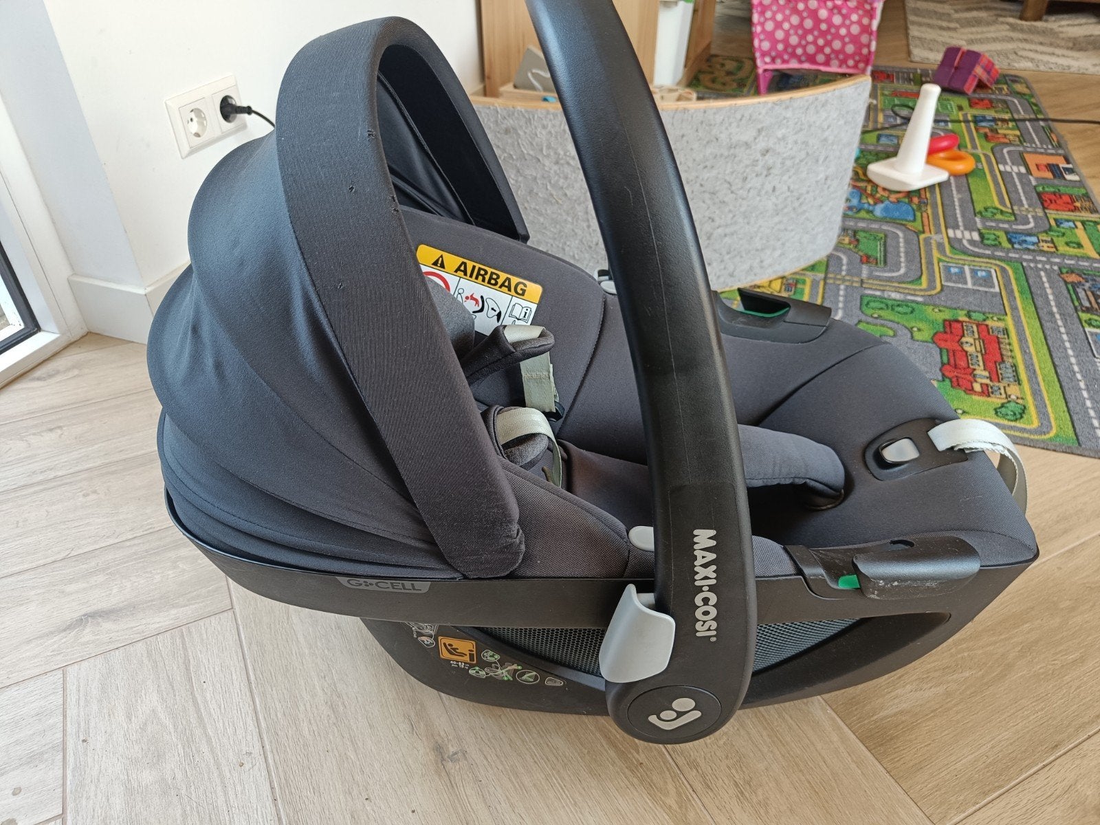 Maxi-Cosi autostoel met verkleiner, Ophalen, Autogordel of Isofix, Gebruikt, 0 t/m 13 kg