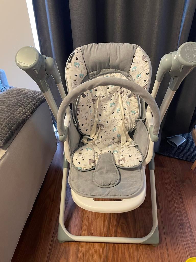 Lorelli Ventura Cool Grey Stars Kinderstoel en Babyswing, Kinderen en Baby's, Kinderstoelen, Gebruikt, Overige typen, Afneembaar eetblad