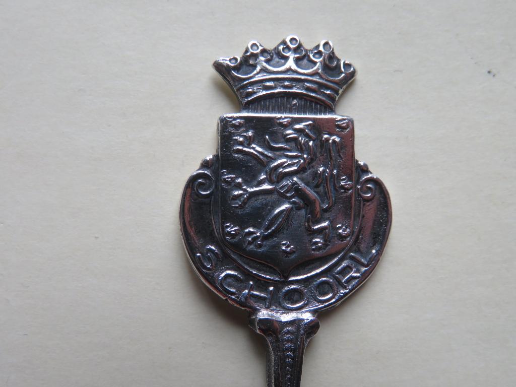 Verzilverd lepeltje wapen Schoorl lengte 9 cm., Verzenden