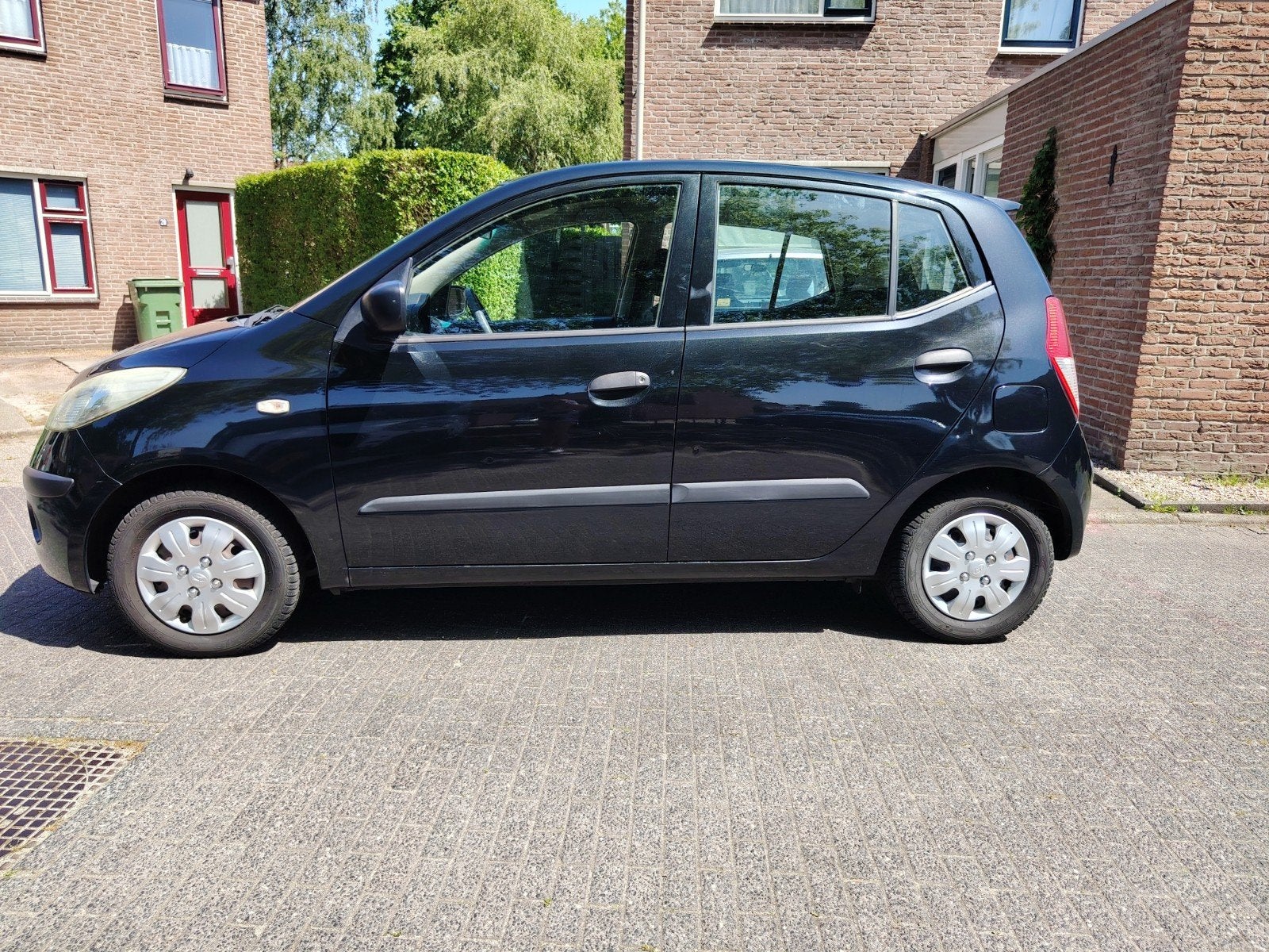 Hyundai i10 1.1 I 5DR 2008 Zwart, Auto's, Voorwielaandrijving, Stof, 31 €/maand, 4 cilinders