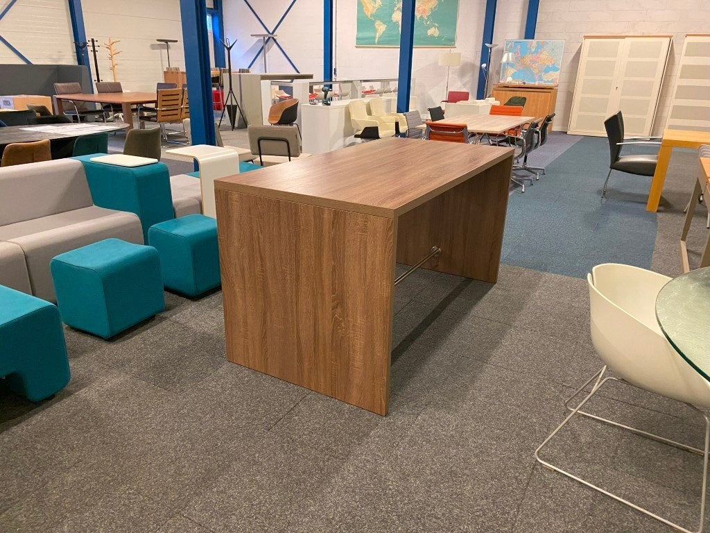 2 x Hoge vergadertafel, bruin eiken, 220 x 90 cm., Ophalen, Gebruikt, Bruin
