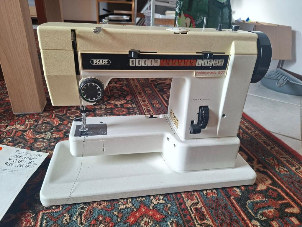 Pfaff Hobbymatic 807, Hobby en Vrije tijd, Naaimachines en Toebehoren, Ophalen, Gebruikt, Naaimachine, Pfaff