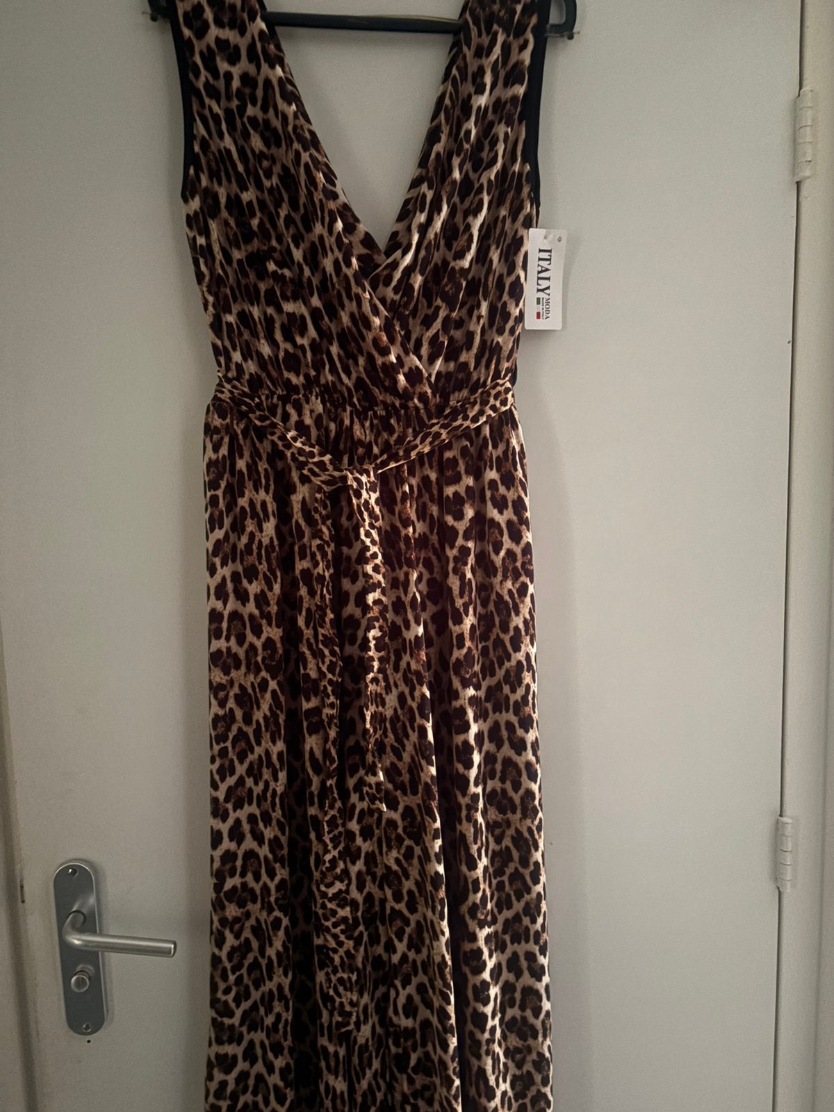Nieuw jumpsuit mt 44, Verzenden, Zo goed als nieuw, Maat 42/44 (L), Bruin