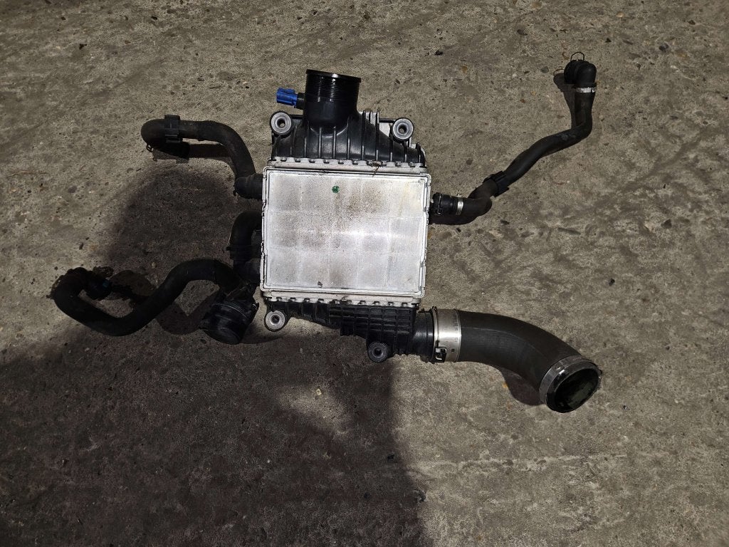 INTERCOOLER JAGUAR XE, Niet ingevuld, Gebruikt, Niet ingevuld, Ophalen of Verzenden