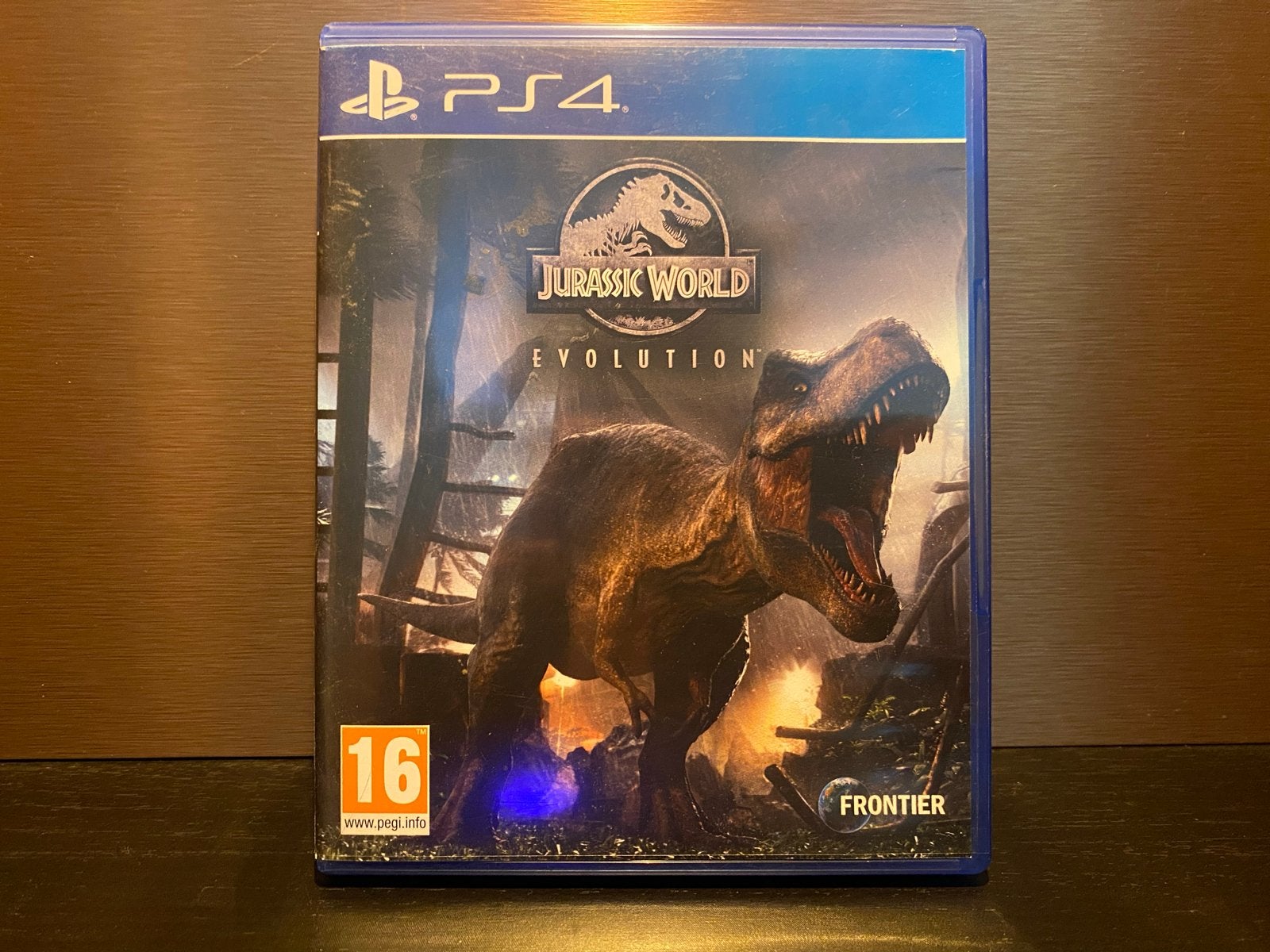 Jurassic World Evolution PS4 Disc - Bouw je eigen dinopark!, 1 speler, Ophalen of Verzenden, Zo goed als nieuw, Vanaf 16 jaar