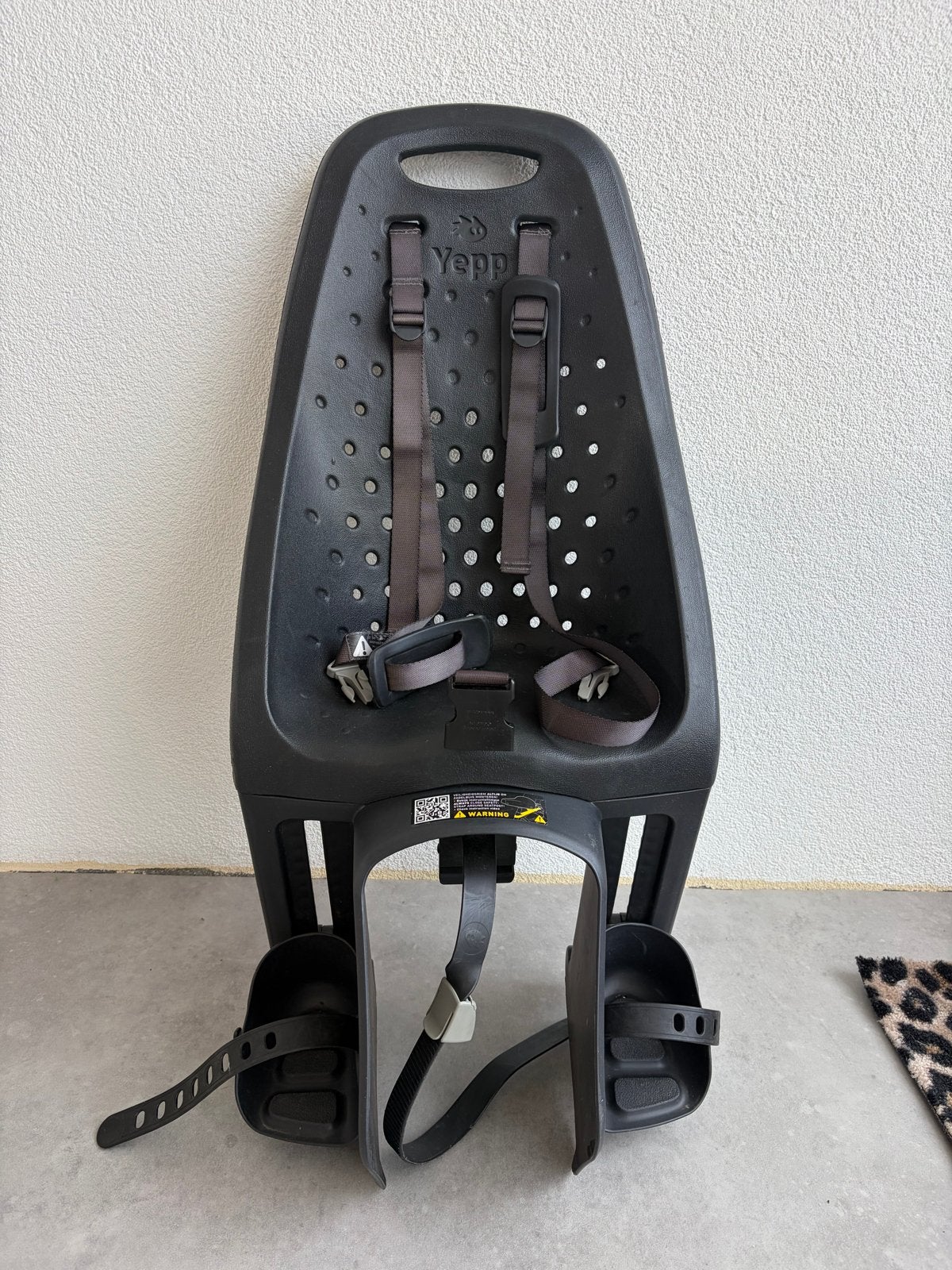 Yepp Fietsstoeltje Achterzitje Zwart, Fietsen en Brommers, Achterzitje, Ophalen, 15 t/m 25 kg, Gebruikt
