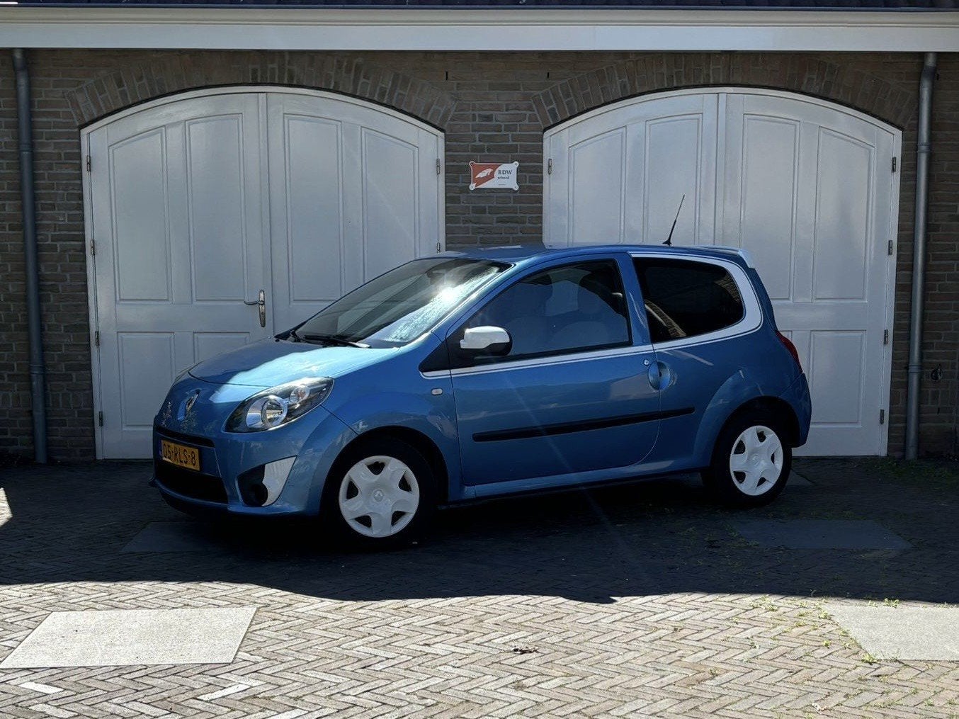 Renault Twingo 1.2-16V Collection nieuwe distributieriem, Auto's, Gebruikt, 4 cilinders, Origineel Nederlands, Bedrijf