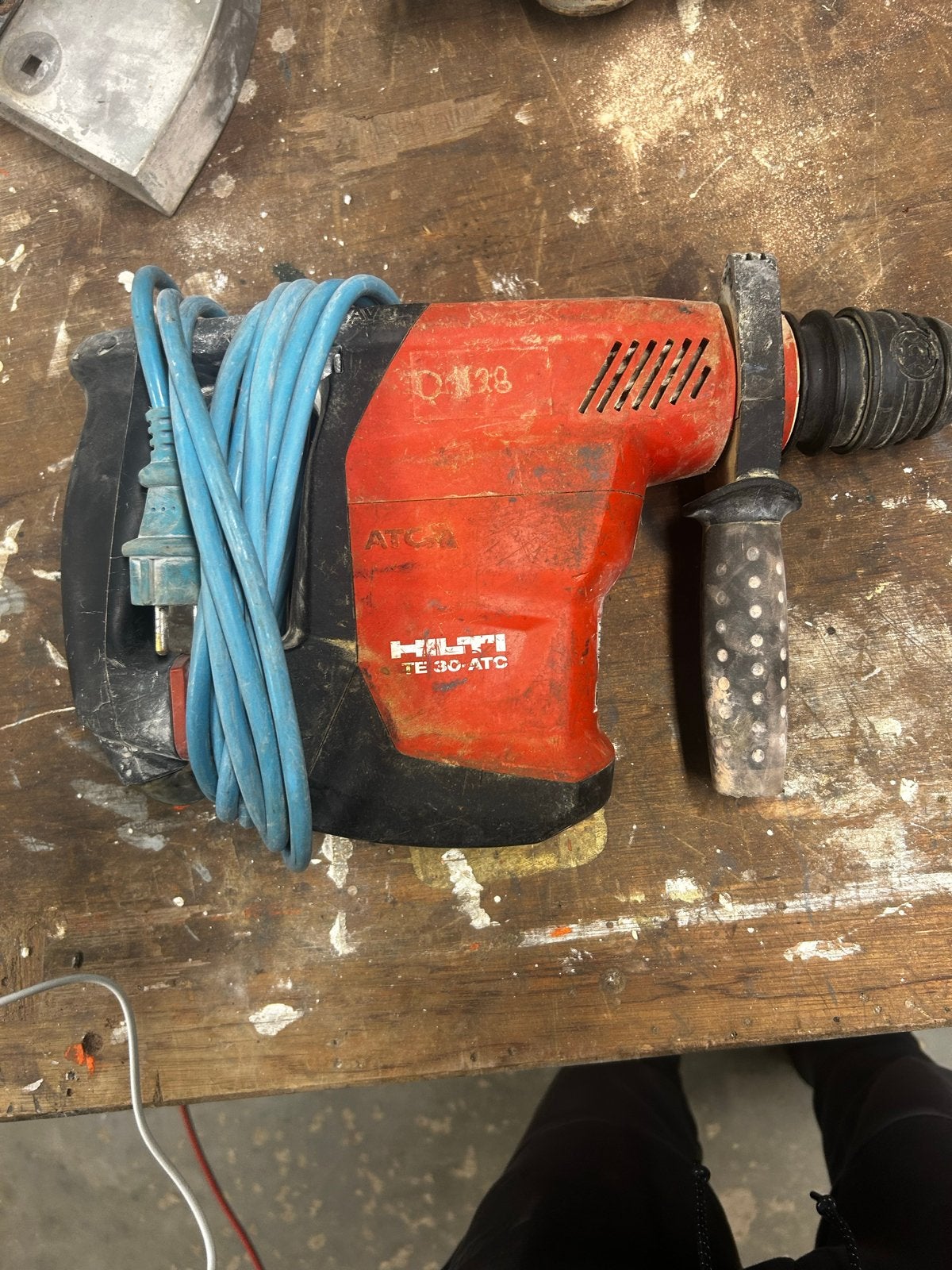 Hilti TE 30-ATC Boorhamer - Krachtig en Betrouwbaar, Boor- en/of Breekhamer, Ophalen of Verzenden, Klopboormechanisme, Gebruikt