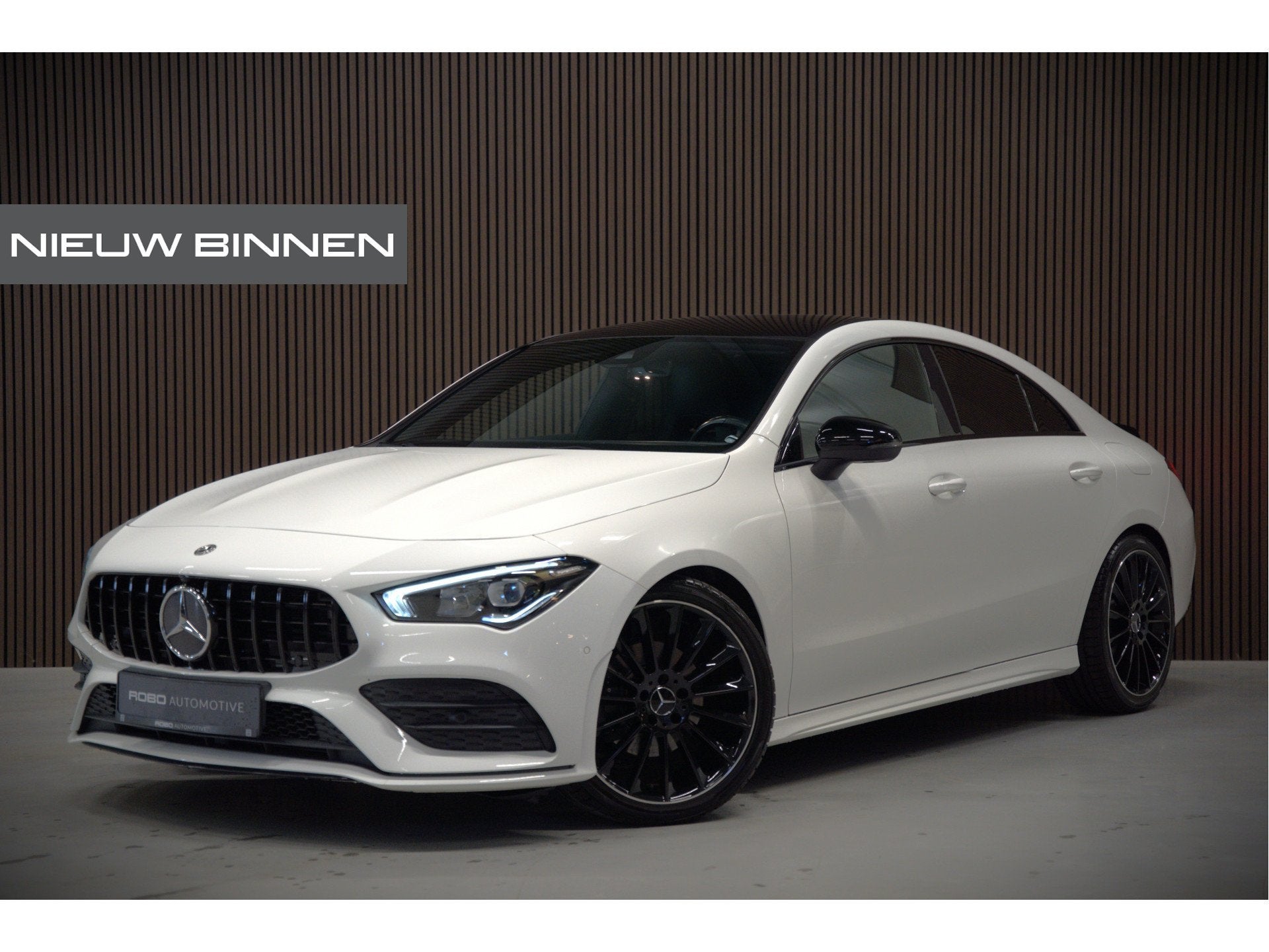 Mercedes-Benz CLA-Klasse 180 Advantage AMG | Stoelverwarming, Auto's, CLA, 136 pk, Gebruikt, 4 cilinders