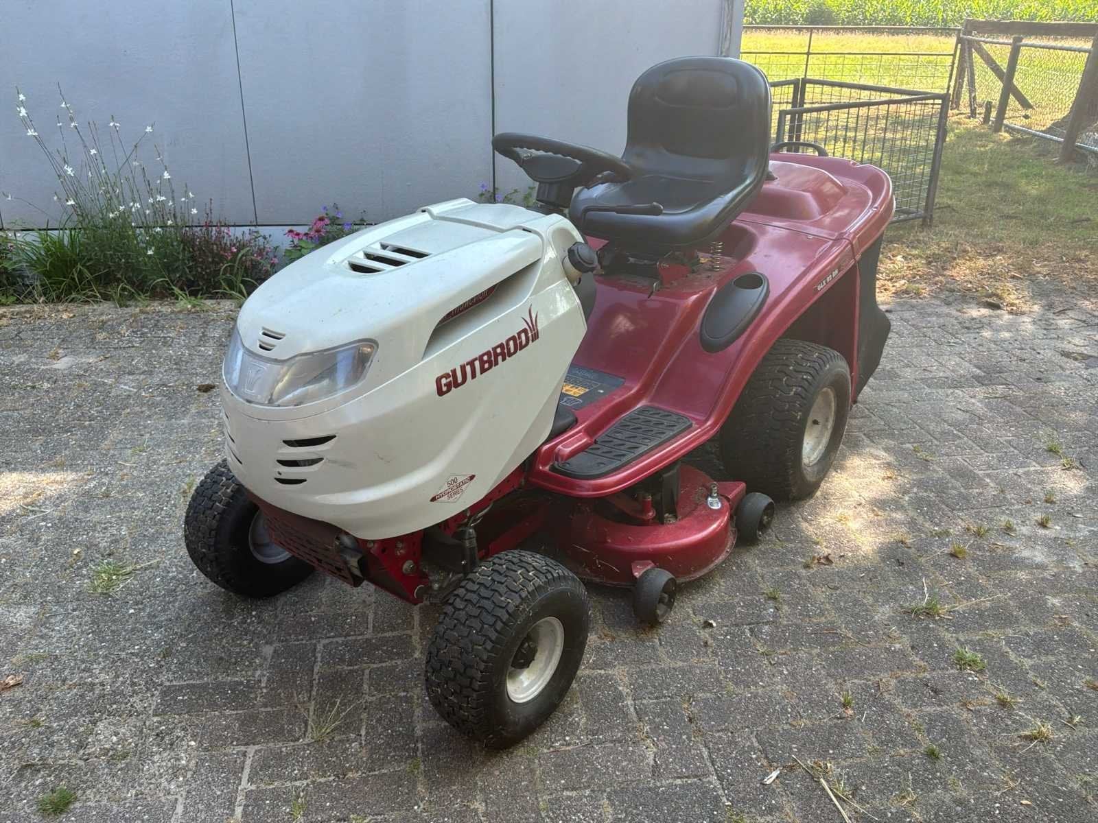 2009 Gutbrod GLX 92 RH Zitmaaier, Maaier
