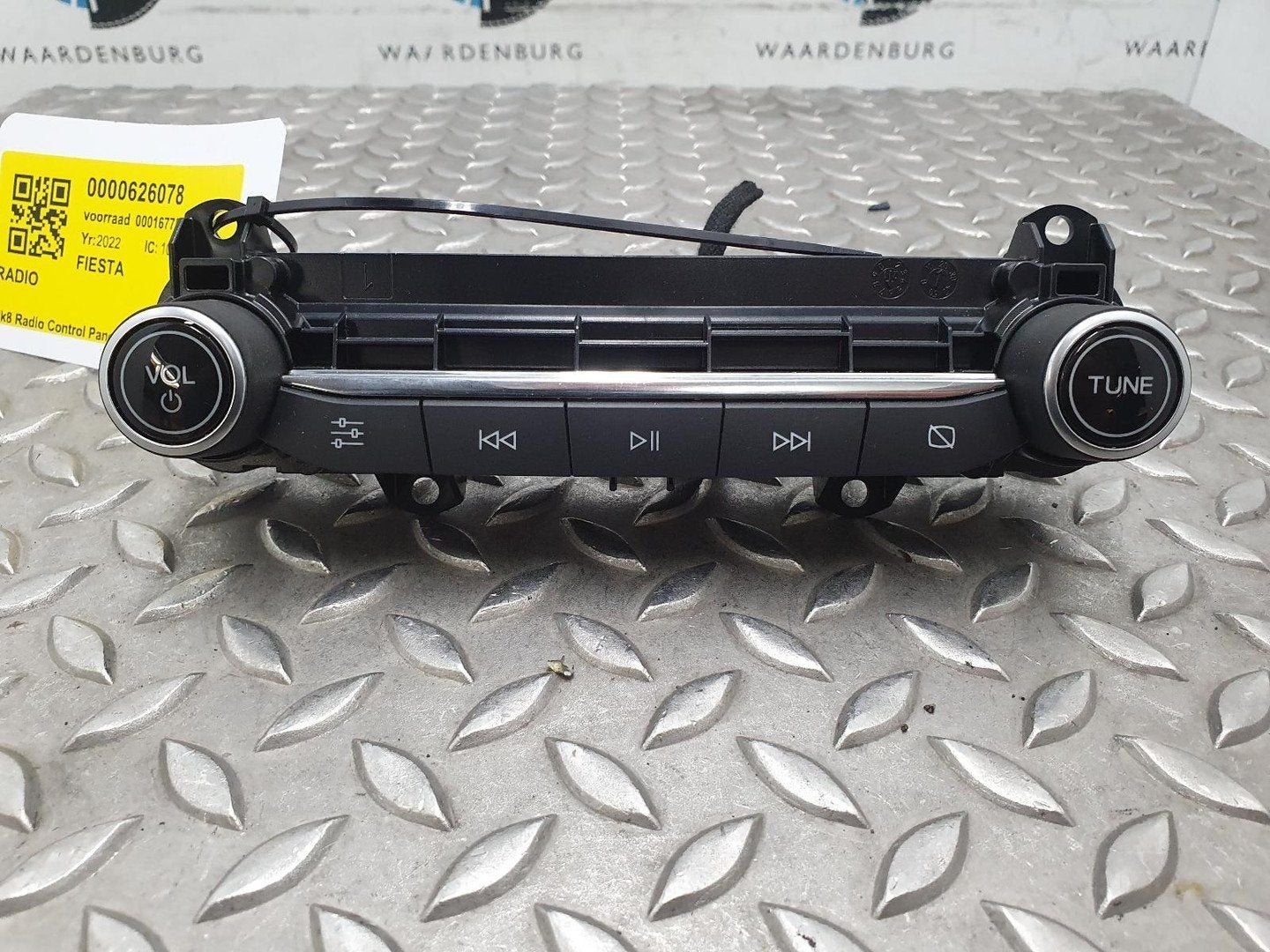 FORD FIESTA 1.0 EcoB.Hy. Tit. RADIO 2022, Ophalen of Verzenden, Gebruikt, Stiba lid