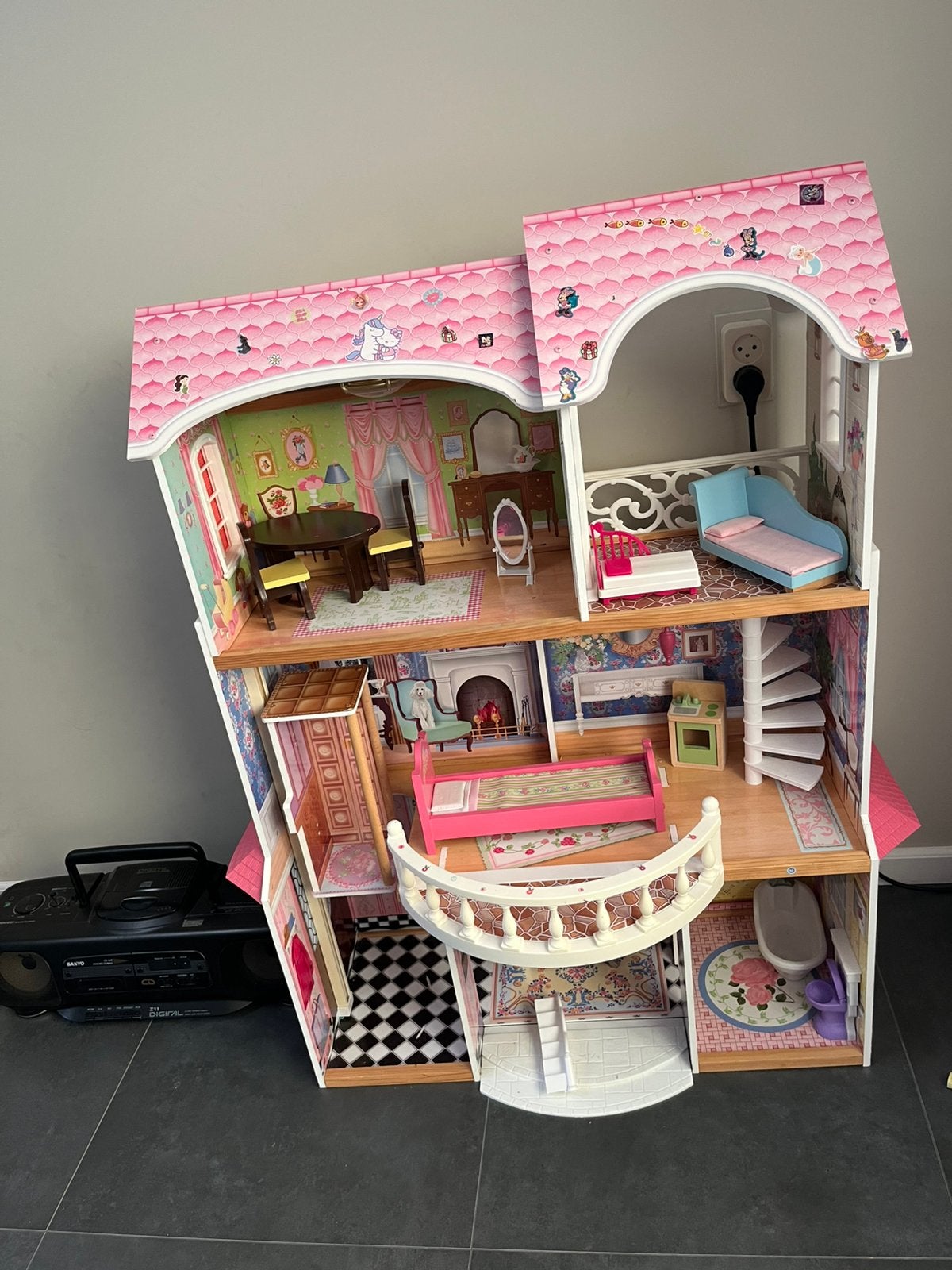 Groot poppenhuis, Ophalen, Gebruikt, Poppenhuis