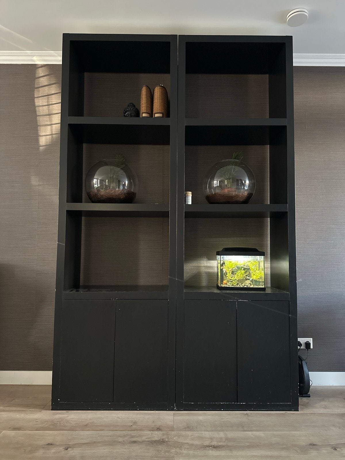 Gratis Zwarte Kast - Twee Delen (80x256x40cm per deel), Ophalen, Gebruikt, 200 cm of meer, 150 tot 200 cm