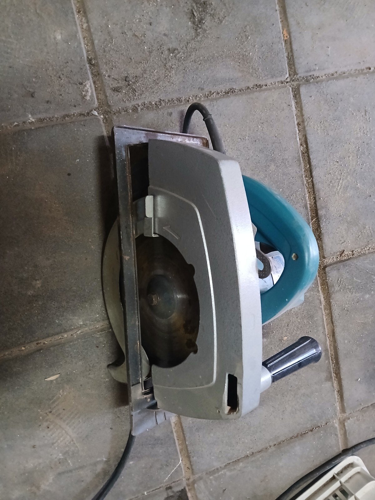 Makita cirkelzaag 5900br, Ophalen of Verzenden, 1200 watt of meer, Cirkelzaag, 30 tot 70 mm