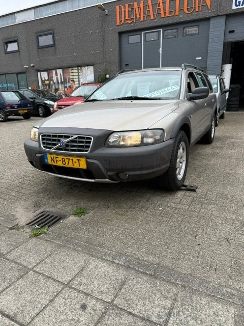 Volvo V70 2.4 T XC 4WD AUTOMAAT 2001 YOUGTIMER, Auto's, Automaat, 1800 kg, 1657 kg, 2435 cc