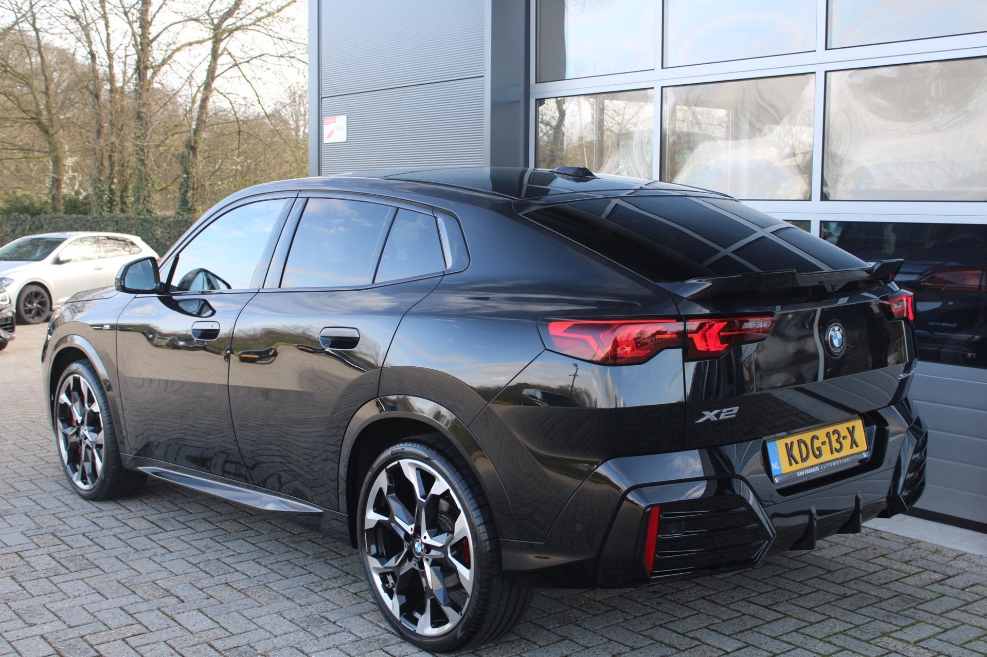 BMW X2 SDrive20i M-Sport Pro | Pano | HK | HUD | Memory | 21, Auto's, Dealer onderhouden, X2, Gebruikt, Zwart