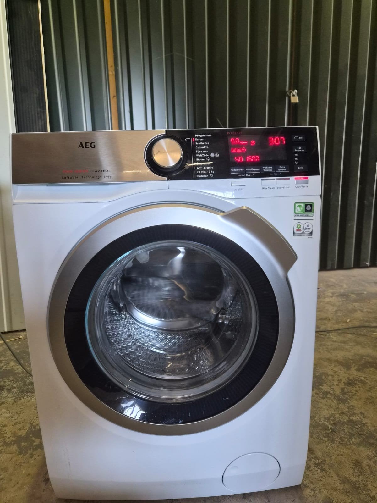 AEG Lavamat 9kg 1600 toeren wasmachine SoftWater Technology, Ophalen, Gebruikt, 8 tot 10 kg, 1600 toeren of meer