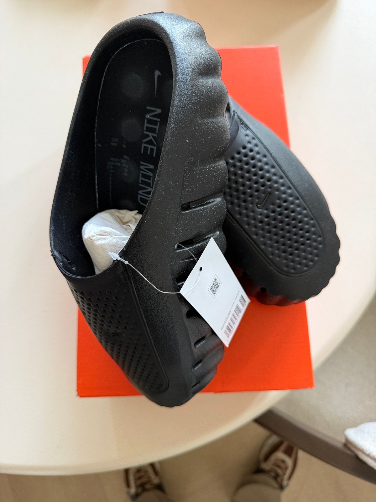 Nike Mind 001 Slippers Zwart - Maat 41!!, Ophalen, Nieuw