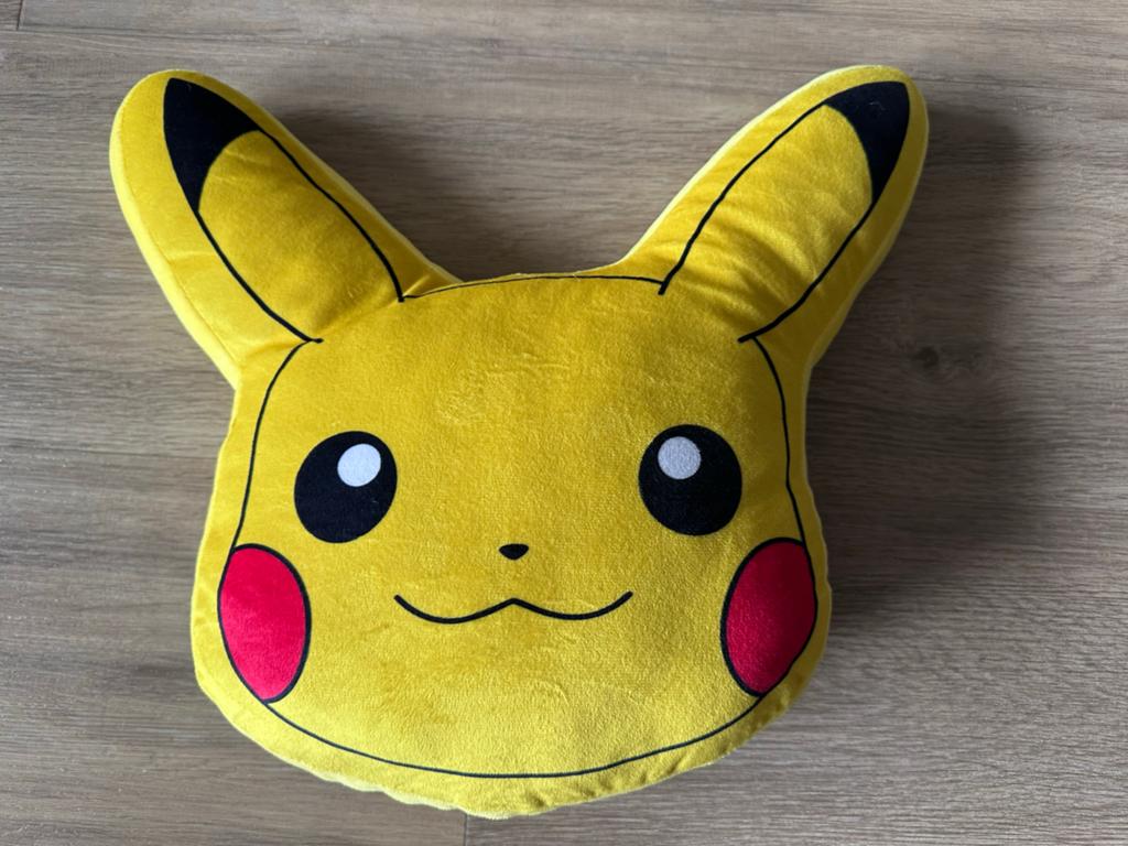 Pikachu Kussen - Pokémon Knuffel, Geel, Overige typen, Ophalen of Verzenden, Zo goed als nieuw