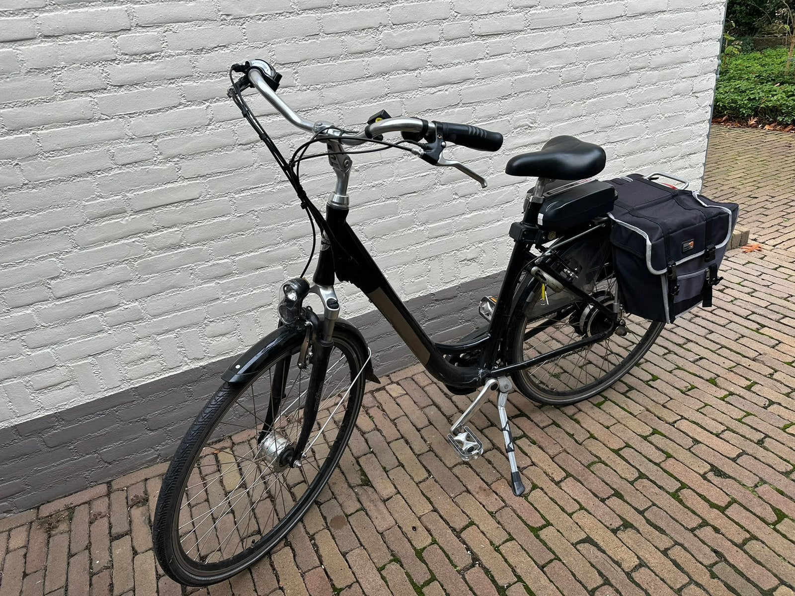 Elektrische damesfiets, Ophalen, Gebruikt, Cortina