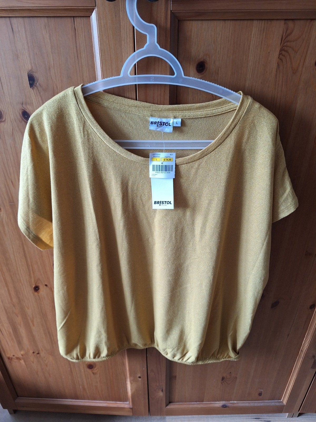 Nieuw shirt okergeel met gouden glitter L, Geel, Maat 42/44 (L), Nieuw, Ophalen of Verzenden