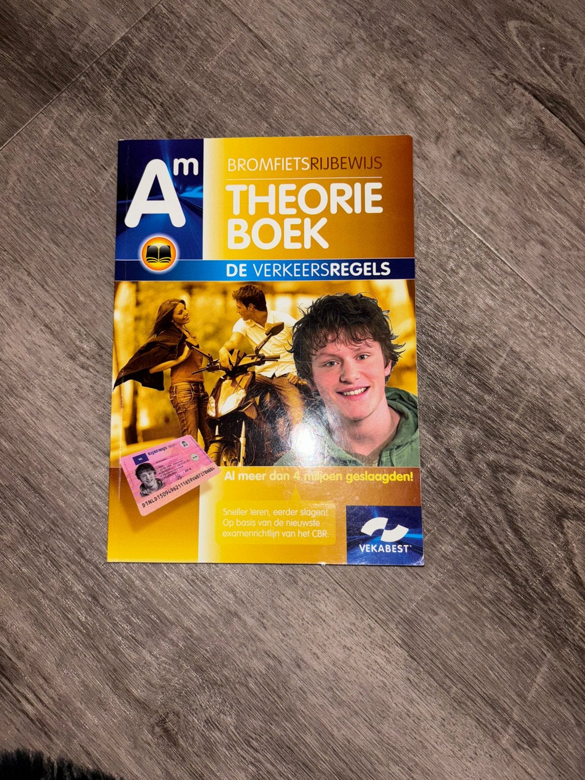 Theorie boek A - bromfiets rijbewijs, Verzenden, Zo goed als nieuw, Algemeen