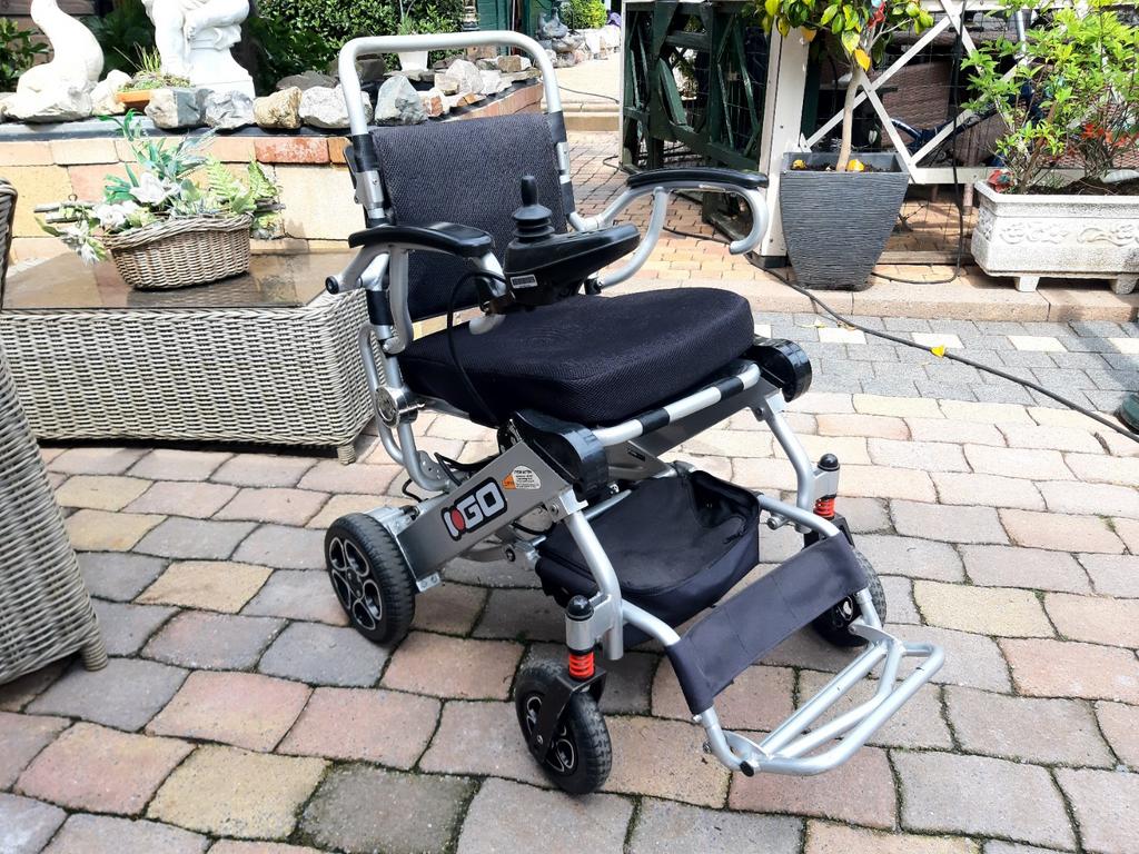 Elecktrische opklapbare rolstoel, Ophalen of Verzenden, Duwrolstoel