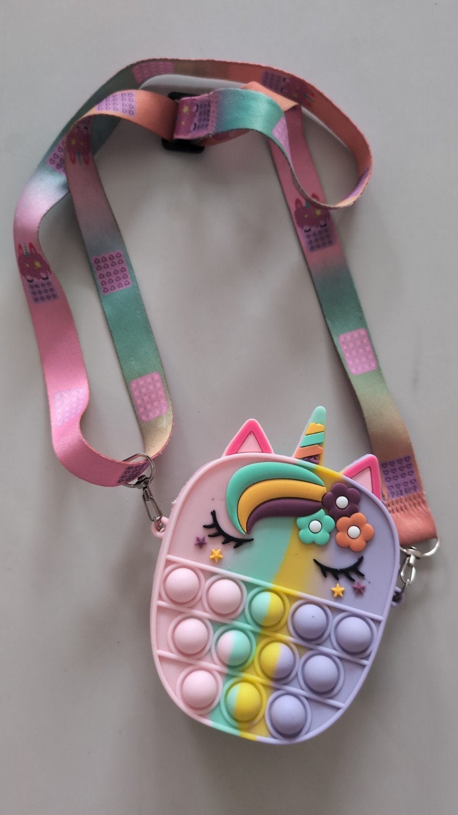 Eenhoorn Pop It Schoudertasje - Regenboogkleuren, Ophalen of Verzenden, Zo goed als nieuw, Overige kleuren, Schoudertasje