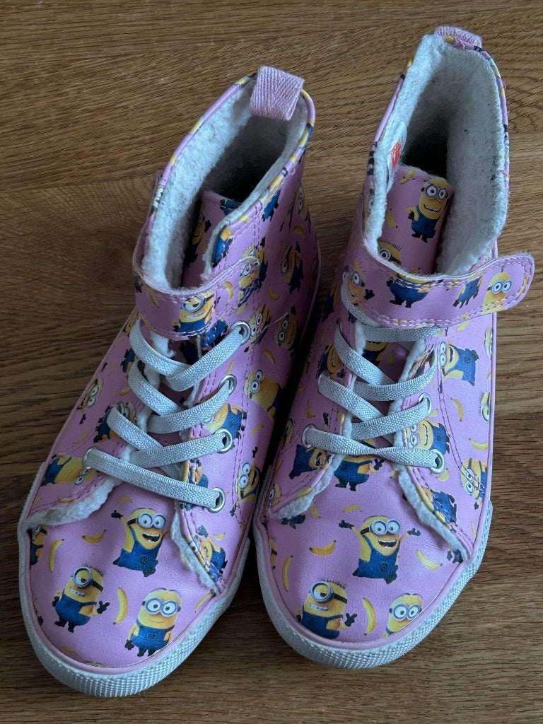 H&M Minion schoenen maat 30, Gebruikt, Meisje, H&M, Schoenen