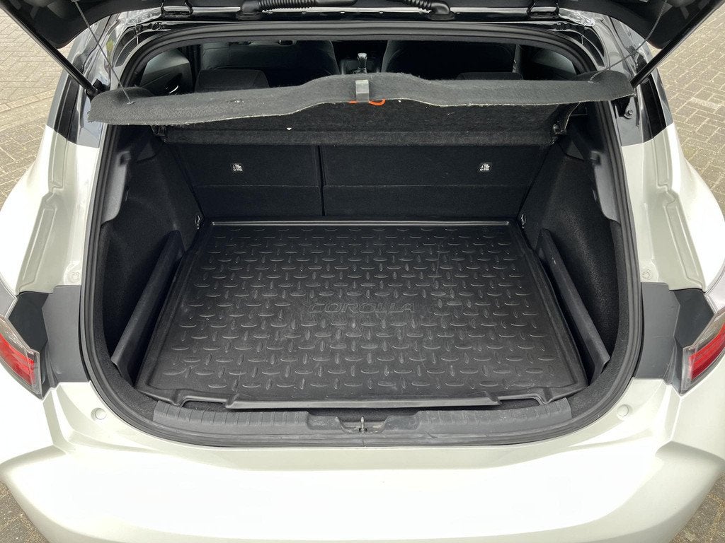 Toyota Corolla 2.0 Hybrid Executive | Bi-Tone, Auto's, Toyota, Automatische klimaatregeling, 450 kg, Gebruikt, 4 cilinders