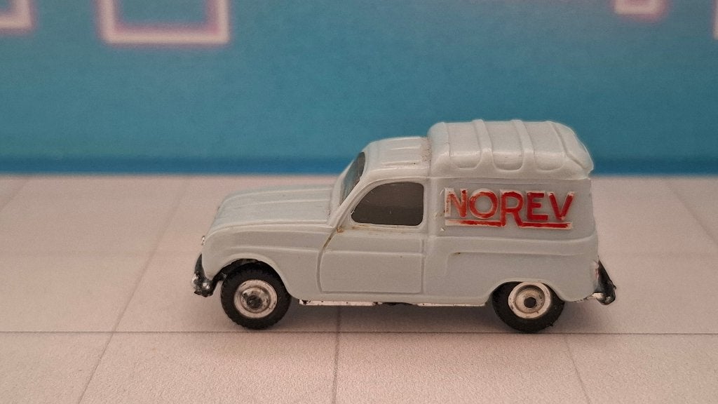 Norev Micro-Miniatures 1:86 Renault 4 Fourgonnette Norev, Ophalen of Verzenden, Gebruikt, Auto, Overige merken