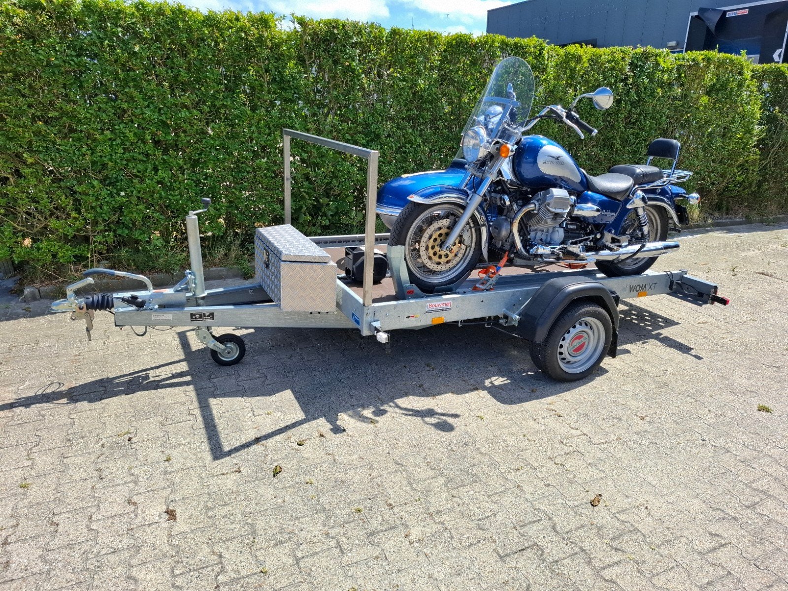 Moto Guzzi California Special 1100 met Watsonian zijspan