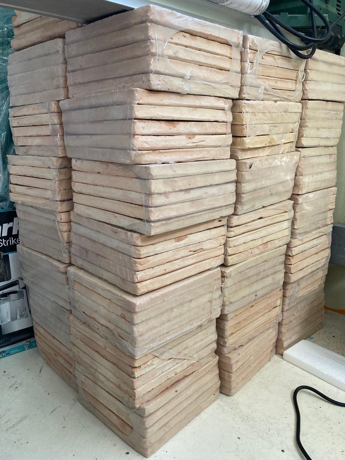 Spaanse vloertegels 20x20 cm (225 stuks), Gebruikt, Keramiek, 20 tot 40 cm, Vloertegels