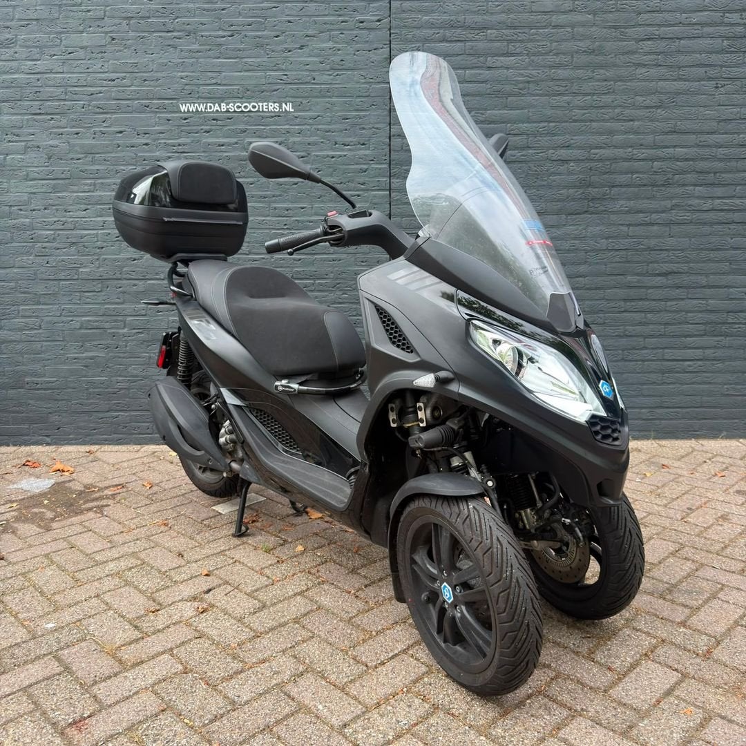 PIAGGIO MP3 300 HPE (bj 2024), Scooter, Onbekend, Onbekend, 278 cc