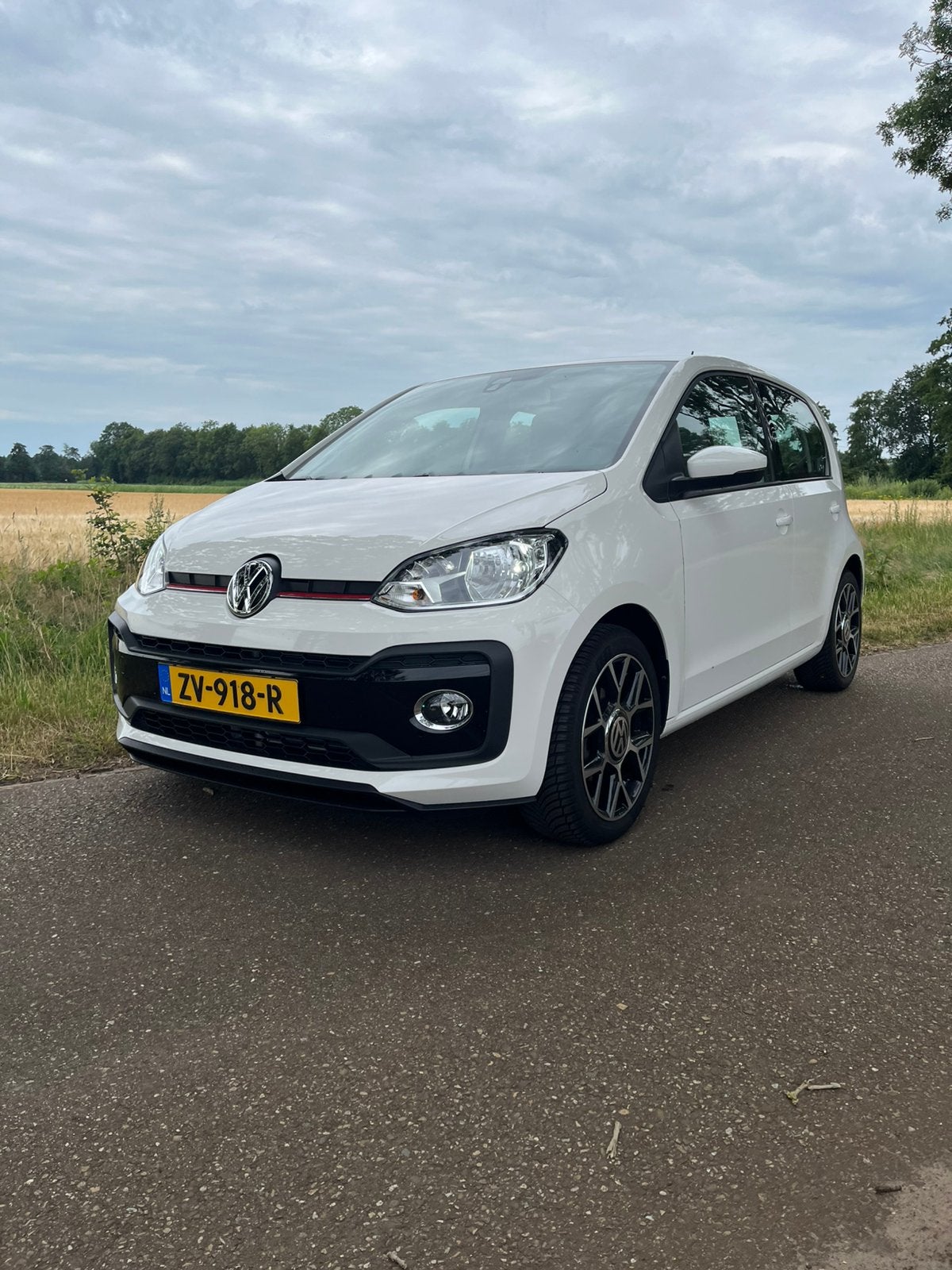 Volkswagen up! 1.0 60PK 5D BMT 2019 Wit, Voorwielaandrijving, Up!, 4 stoelen, Wit
