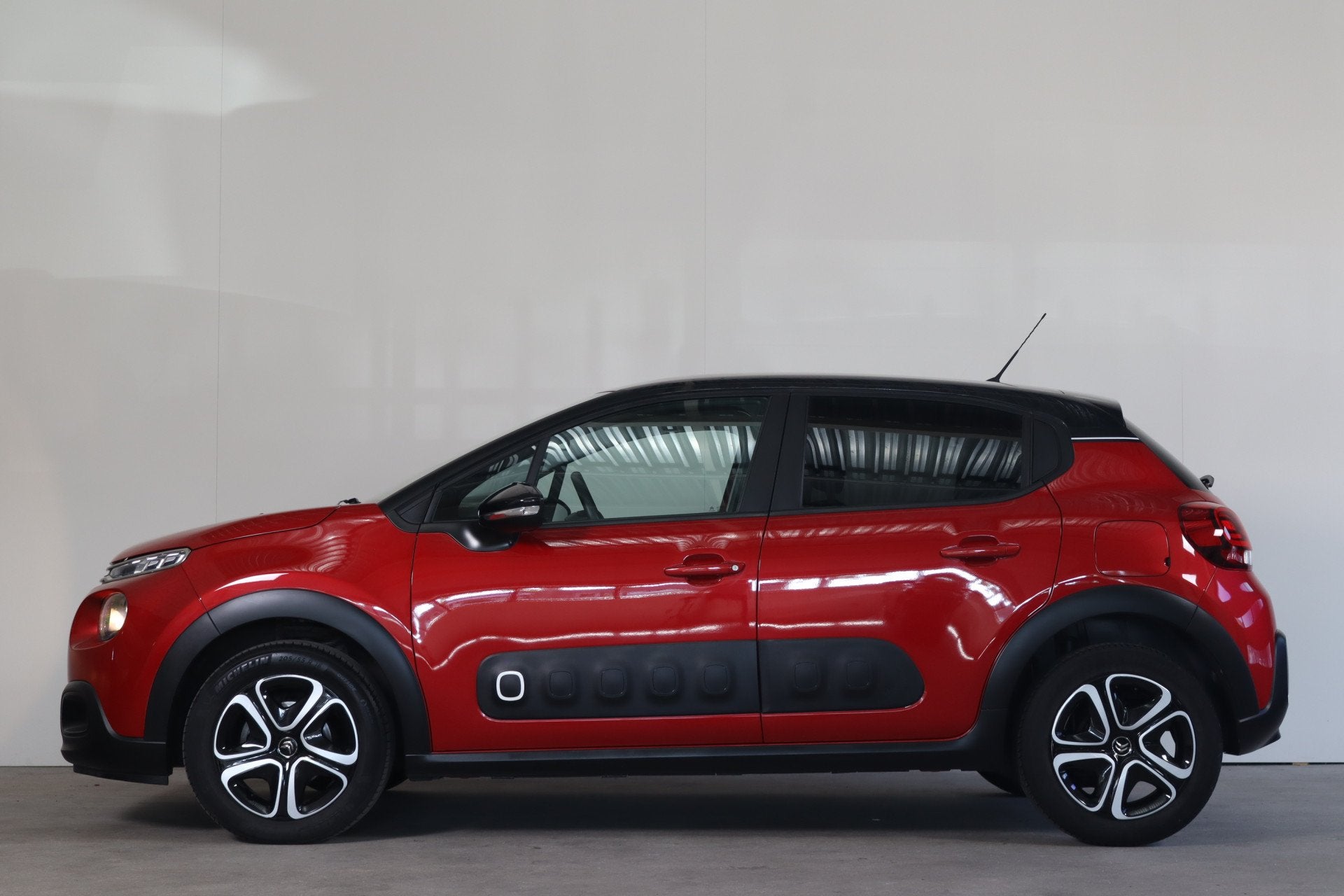 Citroën C3 1.2 PureTech S&S Feel Edition NL-Auto! Apple Car, Auto's, 83 pk, Euro 6, 1199 cc, 450 kg