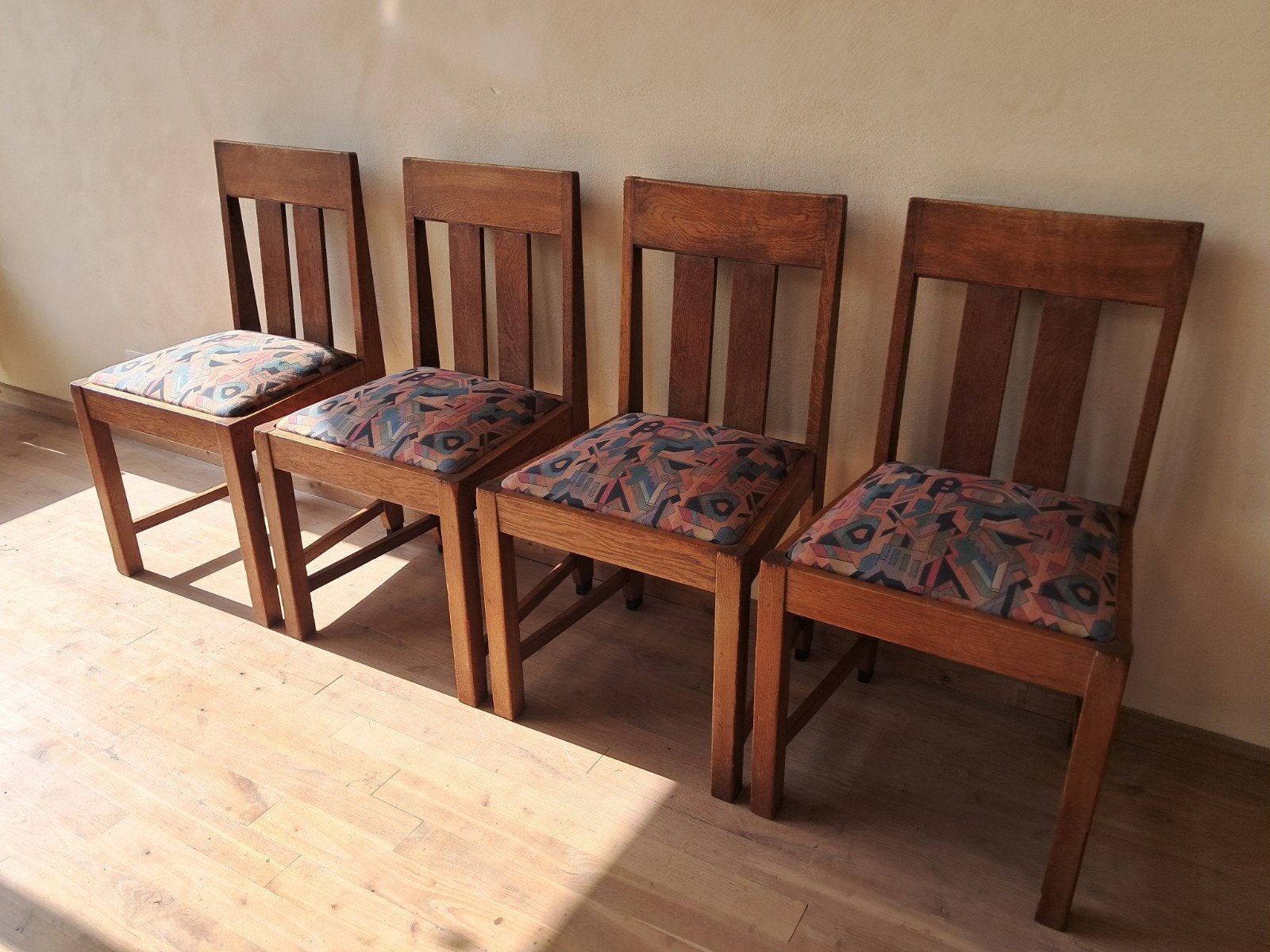 Amsterdamse School Art Deco fraaie set van vier stoelen izgs, Ophalen