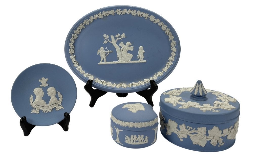 111. Wedgwood keramiek - Engeland, laatste kwart 20e eeuw, Antiek en Kunst, Ophalen of Verzenden