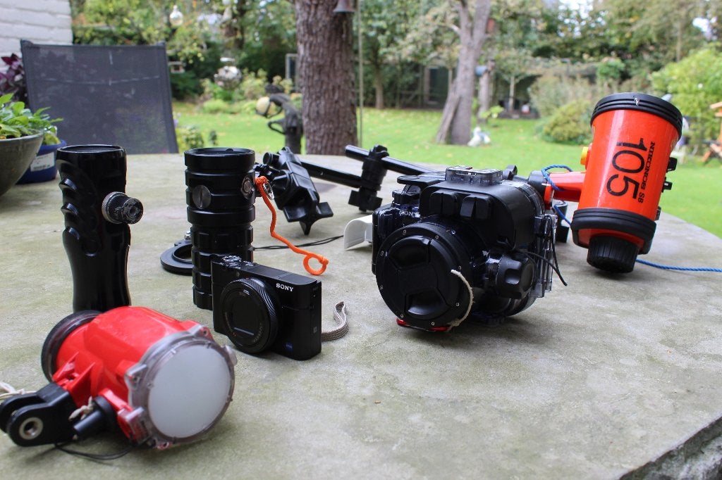 onderwater camera set Sony, incl flitsers, duiklampen e.d., Ophalen, Gebruikt, Sony, Sony