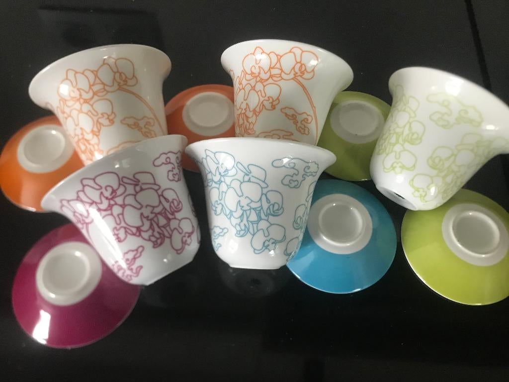 Yeh Collectie Thea Cups Orchids Color, Thee kopjes Orchidee, Nieuw, Ophalen of Verzenden, Overige stijlen, Kop(pen) en/of Schotel(s)