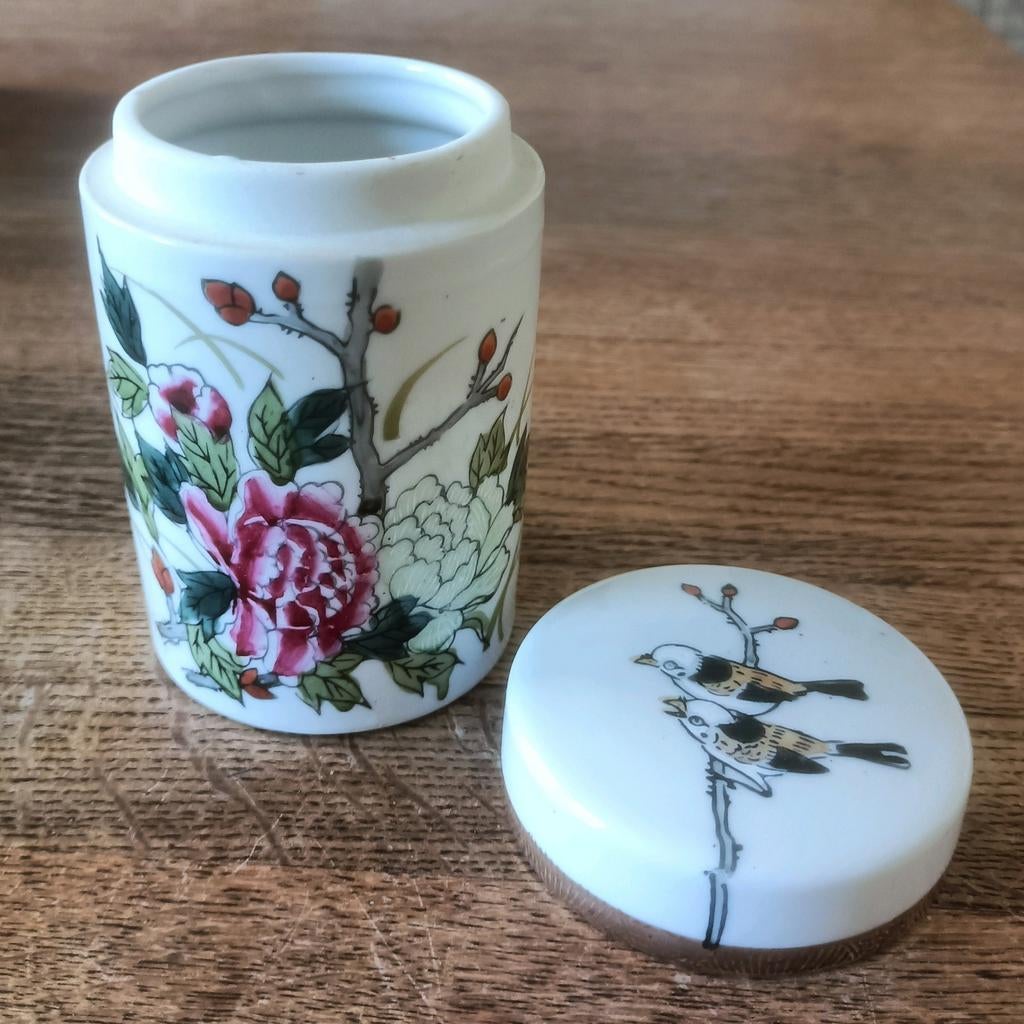 Mooi Japans Kutani Ware potje, Antiek en Kunst, Ophalen of Verzenden