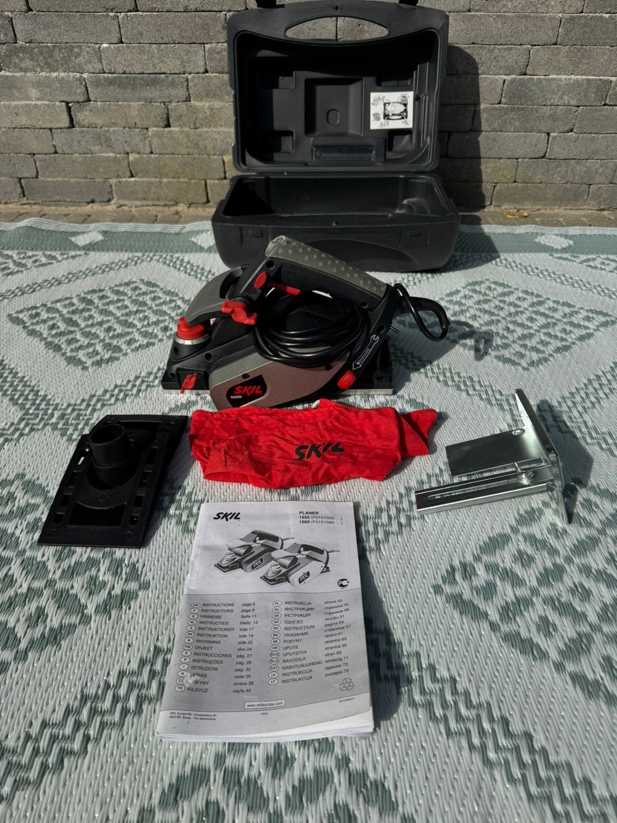 SKIL 1560 elektrische schaafmachine 650W + koffer, Doe-het-zelf en Verbouw, Schaafmachines, Ophalen, Gebruikt, Elektrisch