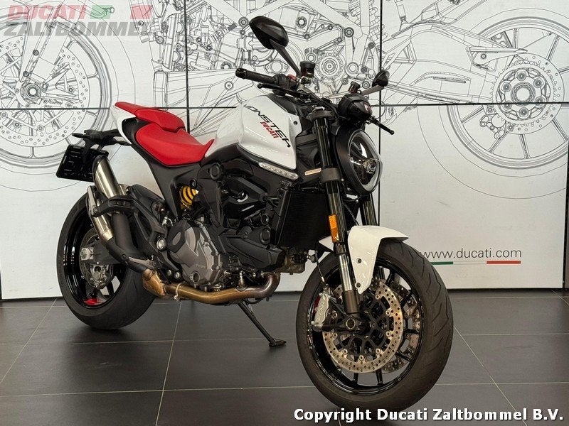 Ducati MONSTER (bj 2025), Meer dan 35 kW, 937 cc, Naked bike, Gebruikt