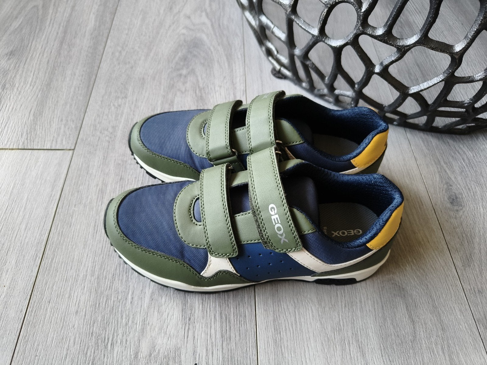 Geox sneakers maat 37 - Nieuw en ongedragen, Kinderen en Baby's, Ophalen of Verzenden, Nieuw, Geox, Sportschoenen