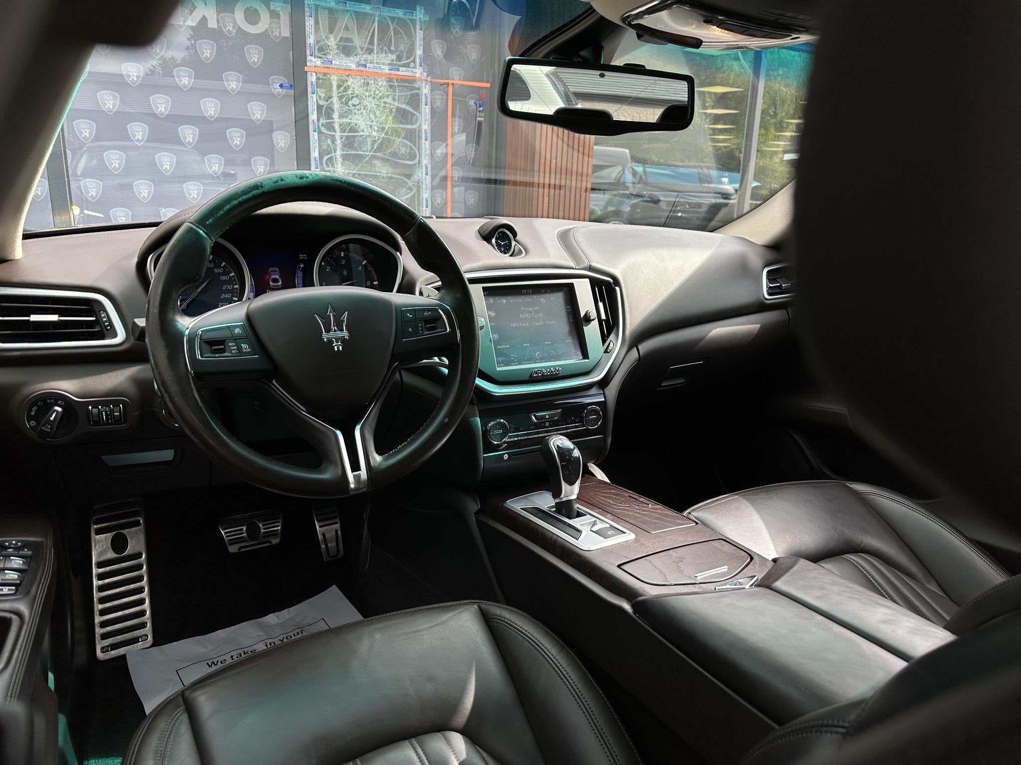 Maserati Ghibli 3.0 V6 D Leer Navi 20”, Auto's, Maserati, Achterwielaandrijving, Gebruikt, Euro 6, Bruin
