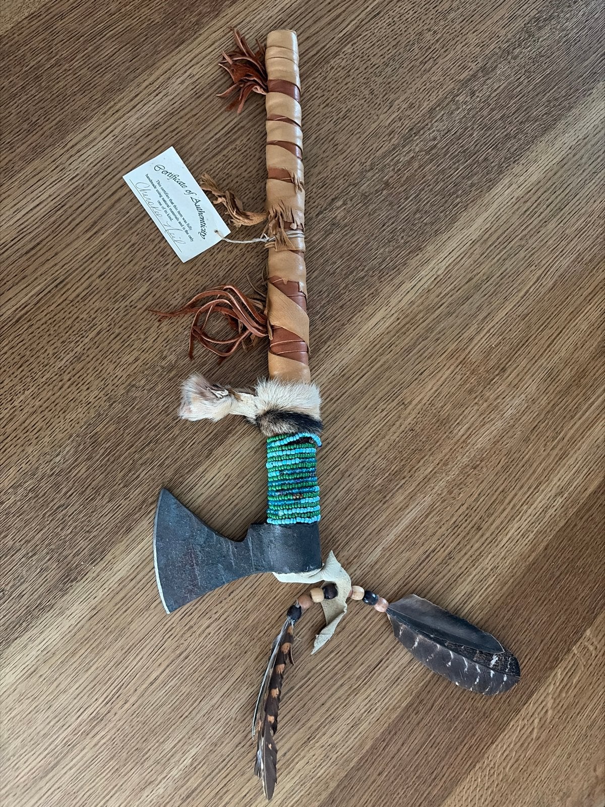 Handgemaakte Cherokee Tomahawk - Antiek Staal & Natuurlijke, Antiek en Kunst, Handgemaakt, Ophalen of Verzenden, Metaal, Overige herkomsten