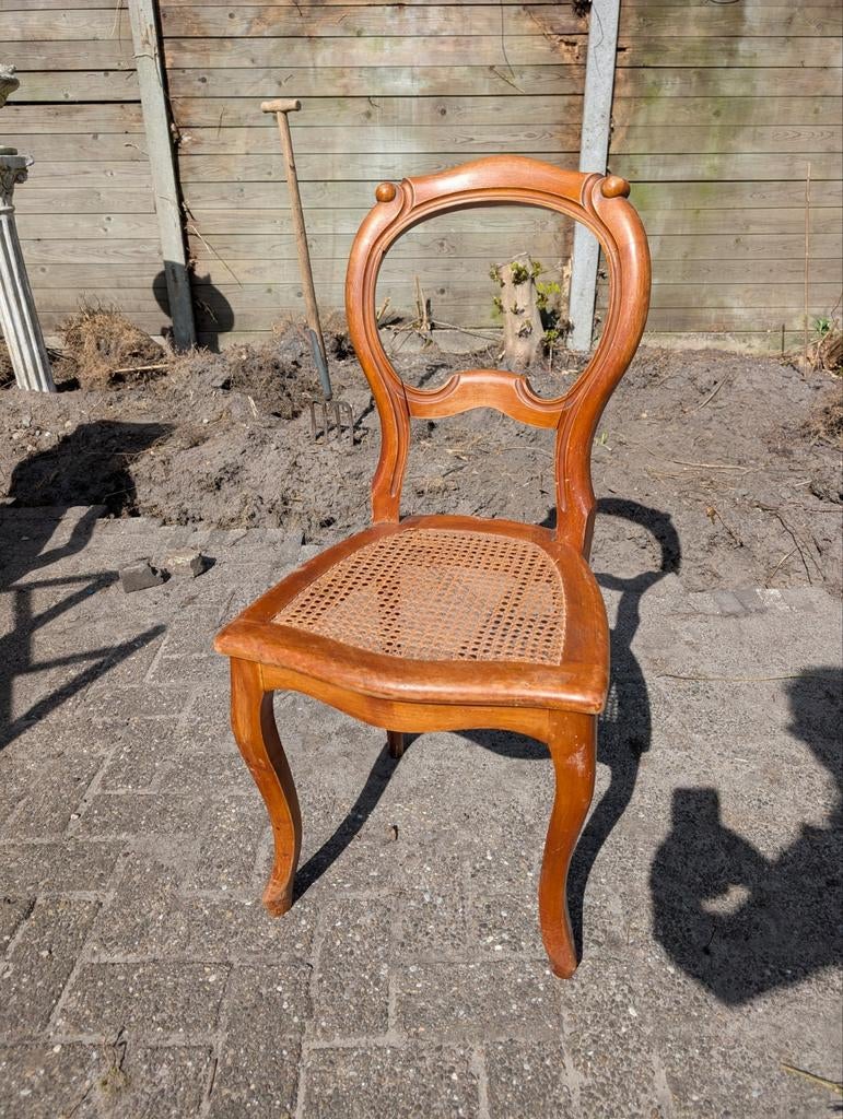 Klassieke rotan/zitriet stoel, Antiek en Kunst, Antiek | Meubels | Stoelen en Banken, Ophalen