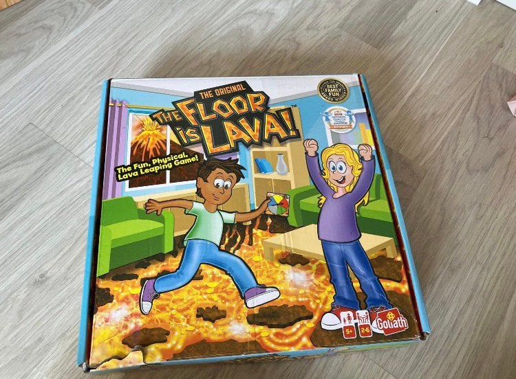 The Floor is Lava. In goede staat., Ophalen of Verzenden, Zo goed als nieuw